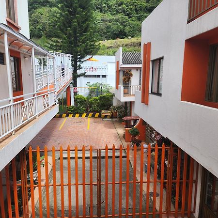 Hotel Emperador バルボサ エクステリア 写真