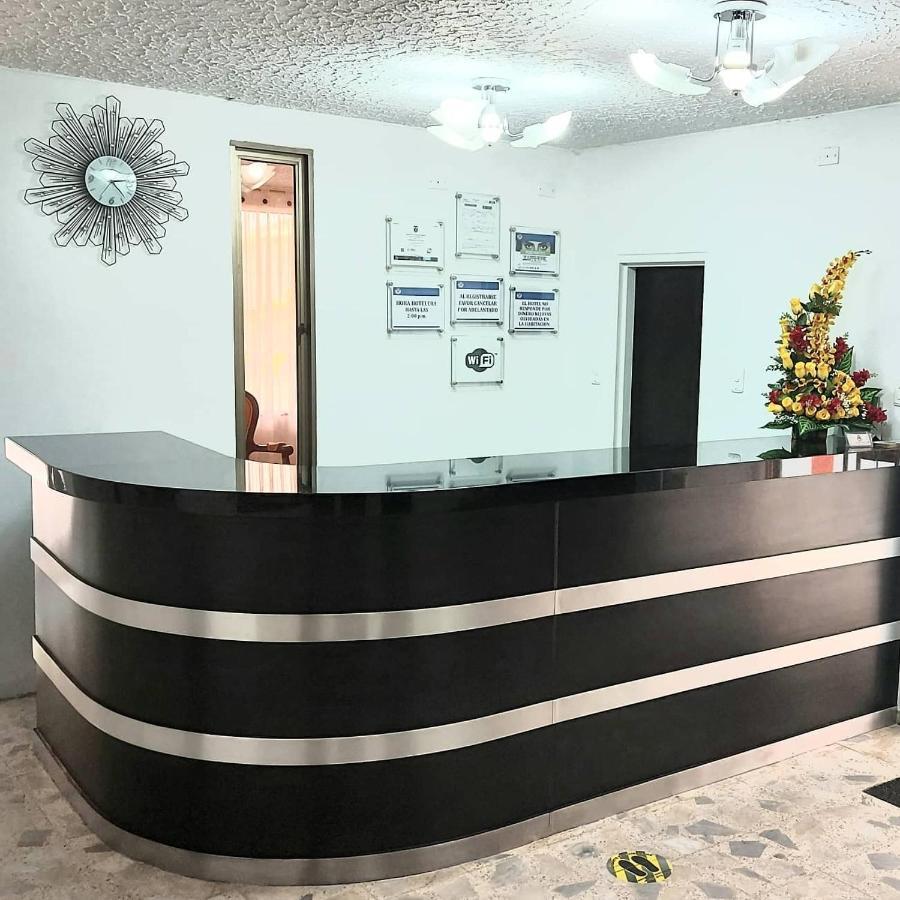 Hotel Emperador バルボサ エクステリア 写真