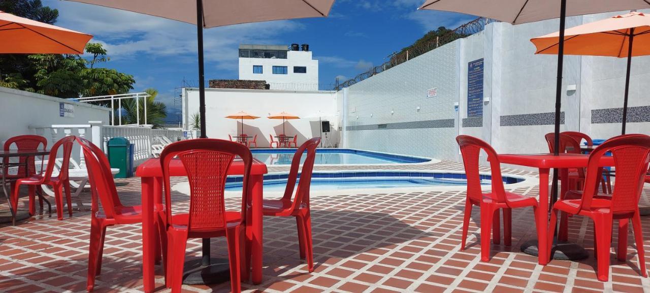 Hotel Emperador バルボサ エクステリア 写真