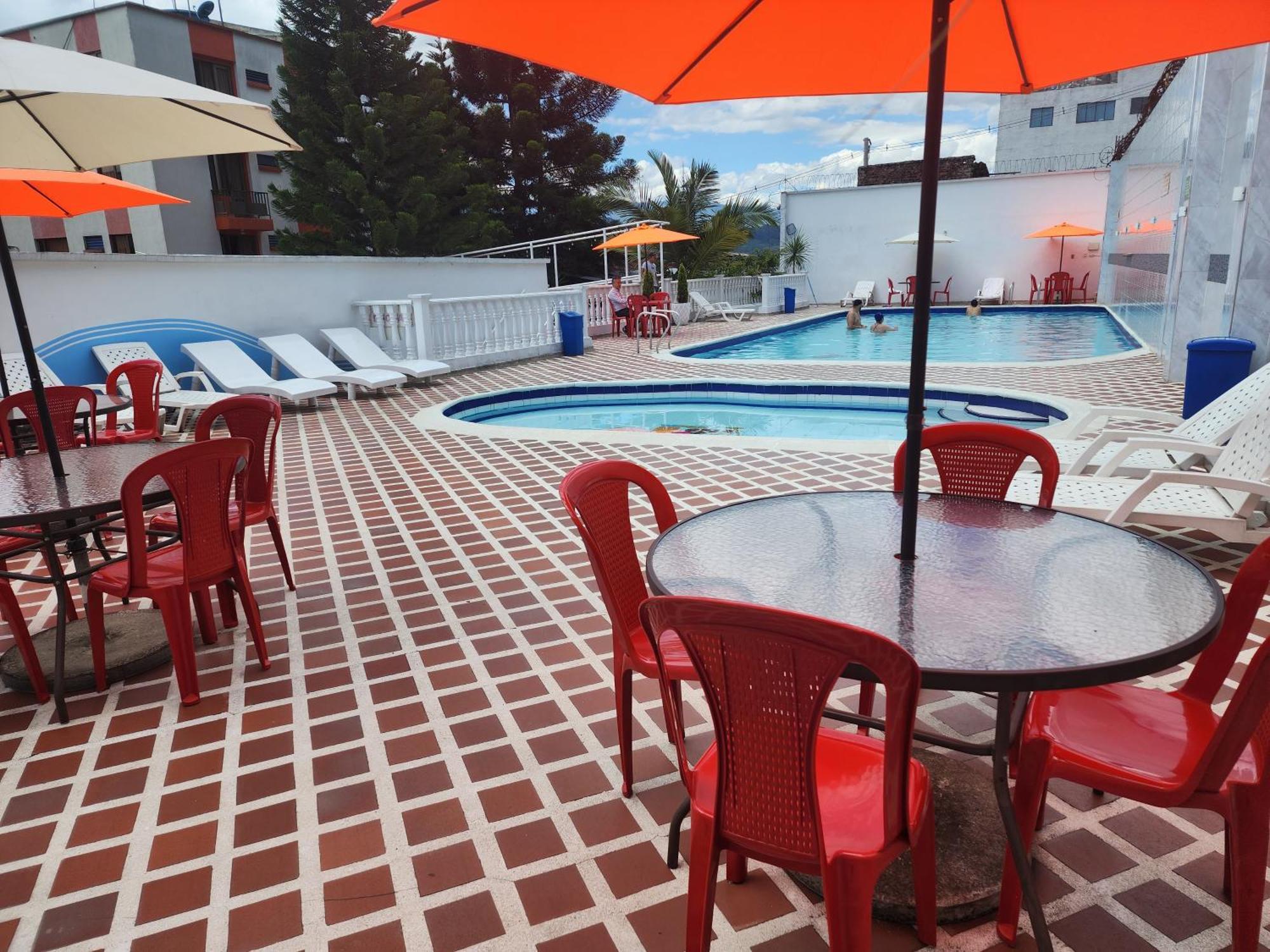 Hotel Emperador バルボサ エクステリア 写真